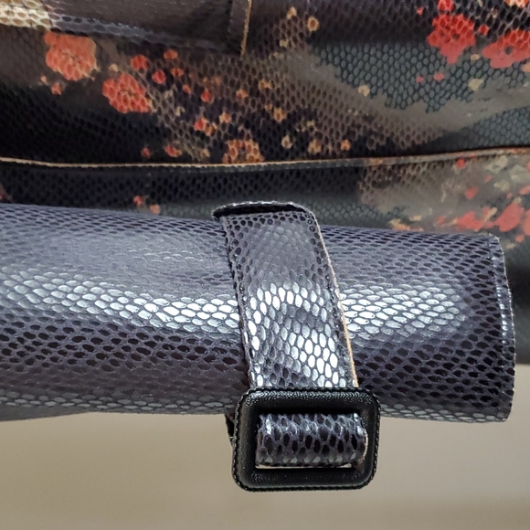 Paparazzi by Biz Snake Embossed Trench Coat, Japanese Print - Picture 7 of 16